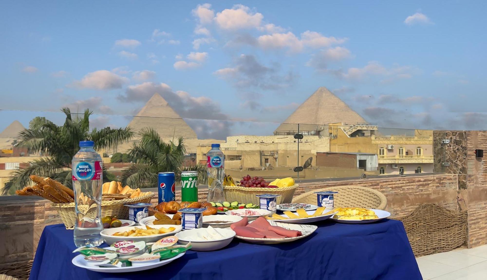 Pyramids Express View Hotel Kafrat al Jabal ภายนอก รูปภาพ