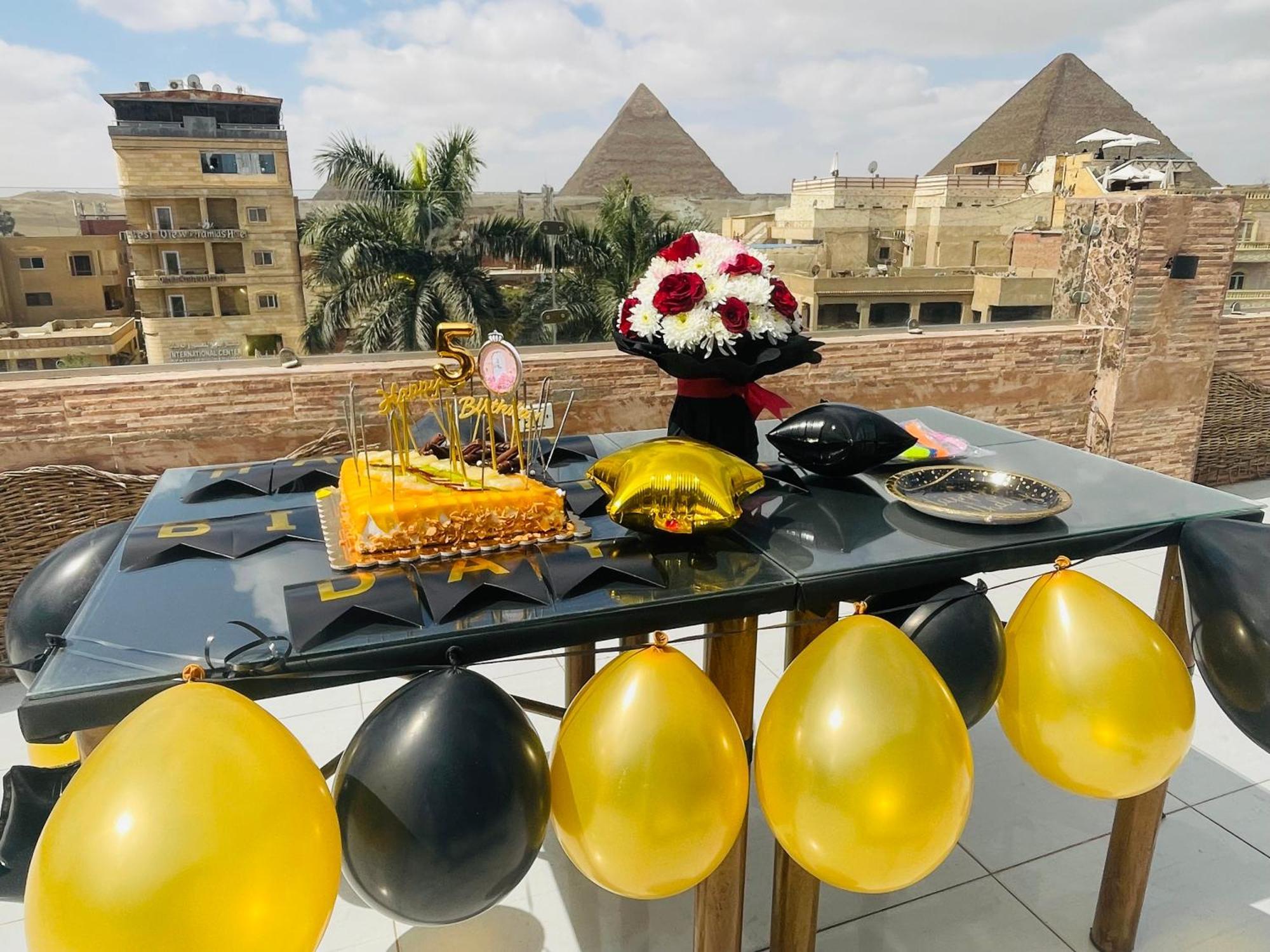 Pyramids Express View Hotel Kafrat al Jabal ภายนอก รูปภาพ